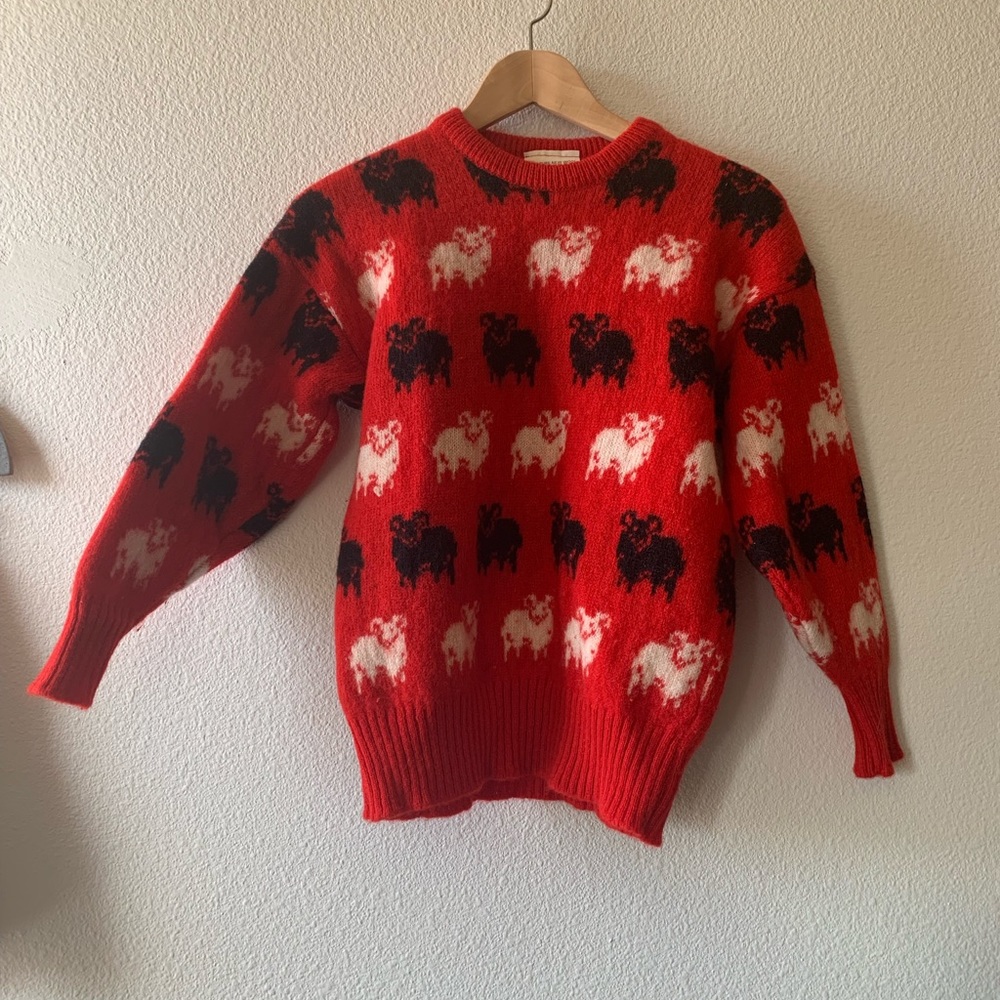Vintage black sheep wool sweater Princess Diana